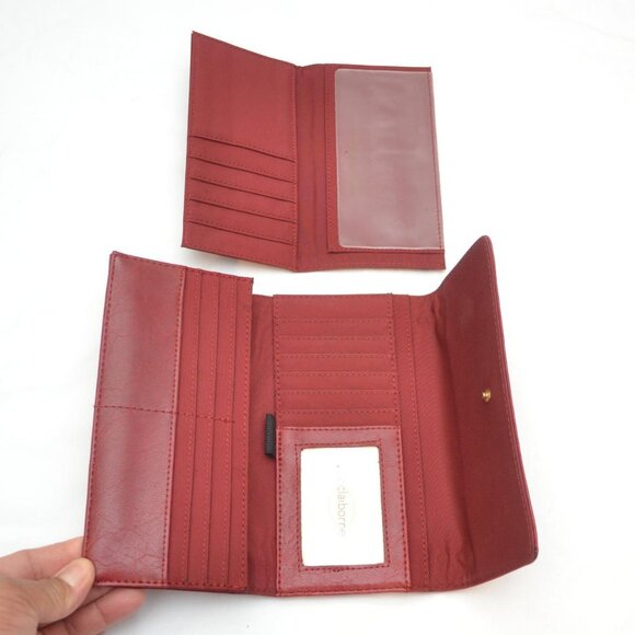 Liz Claiborne Faux Leather Long Wallet BNWOT - Picture 3 of 3